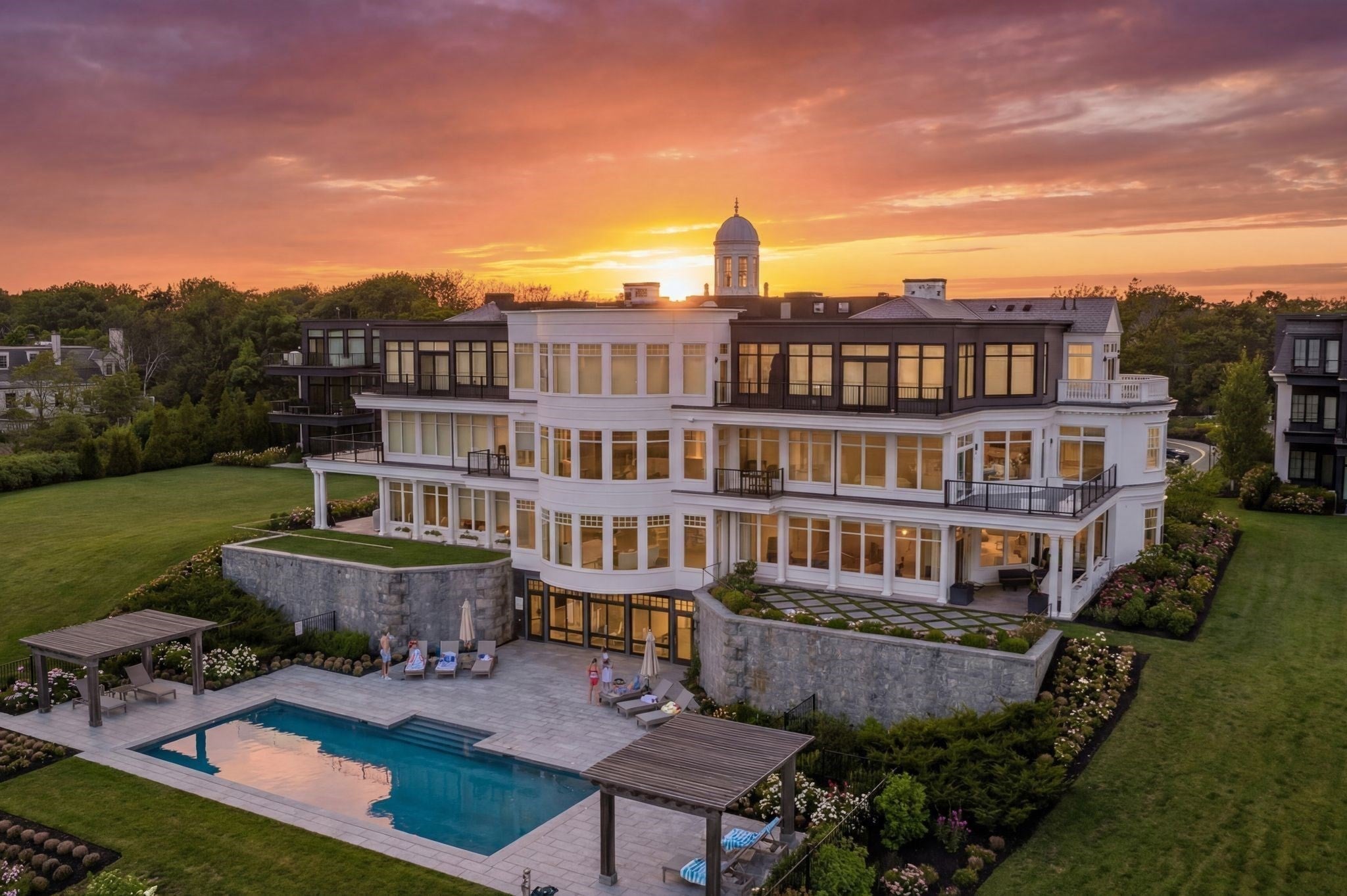 35 Littles Point Road S201