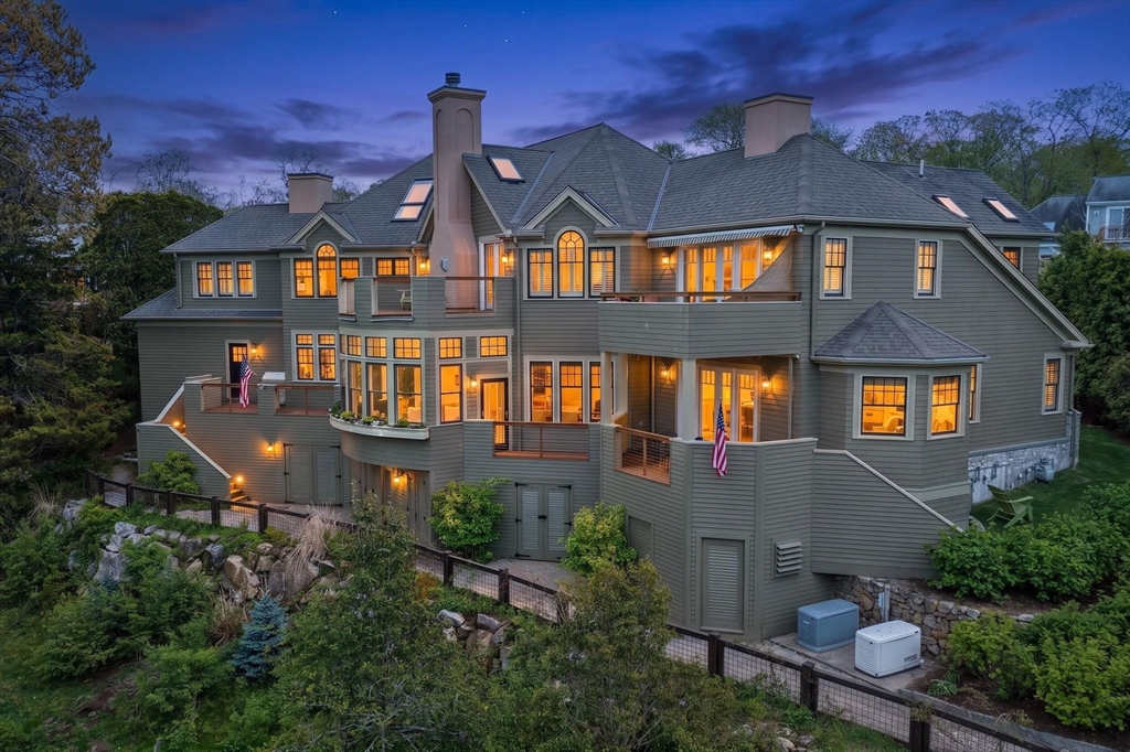 15 Clowes Drive