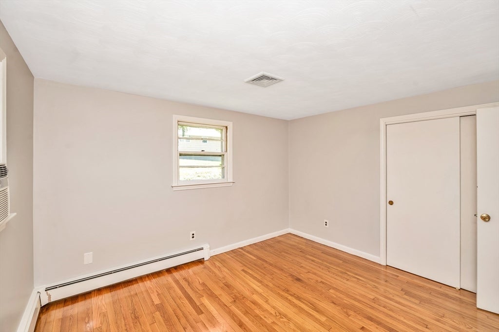 11 Coweeset Dr, Brockton, MA Photo #26