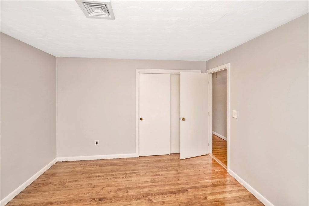 11 Coweeset Dr, Brockton, MA Photo #22