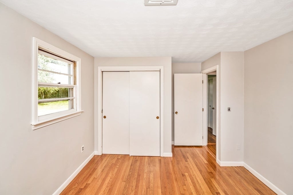 11 Coweeset Dr, Brockton, MA Photo #25