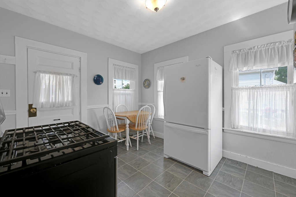 246 Railroad Ave