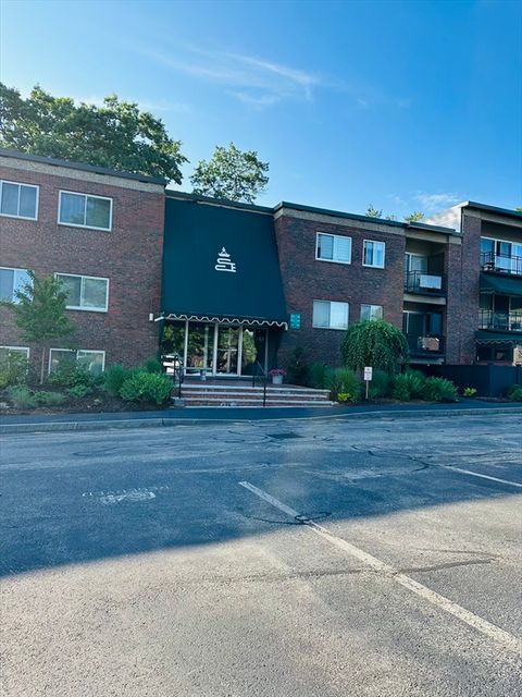 Photo of 1202 Greendale Ave #135, Needham, MA 02492 (MLS # 73483605)