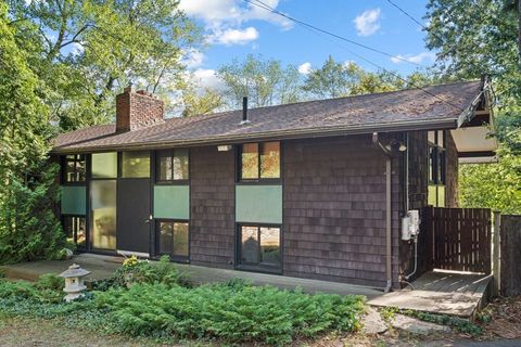 336 North Ave Weston MA 02493