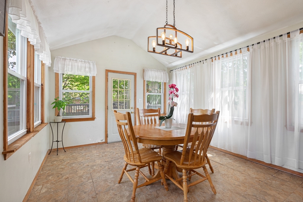 30 Hutchinson St, Winthrop, MA Photo #17