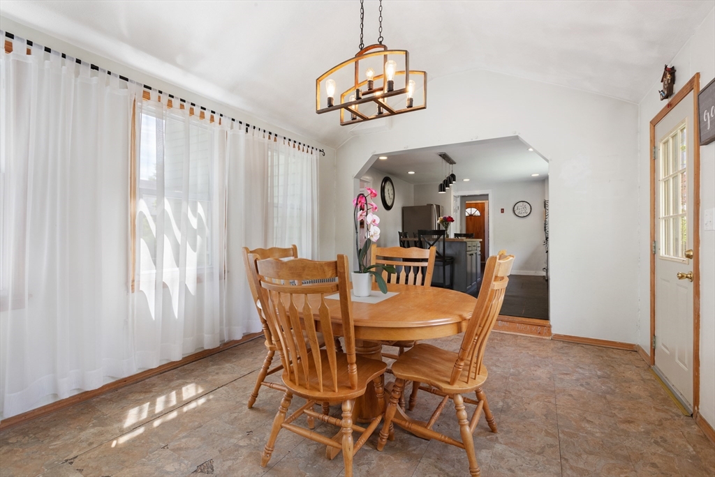 30 Hutchinson St, Winthrop, MA Photo #16