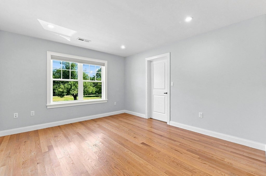 698 Trapelo Road, Waltham, MA, 698 Trapelo Road, Waltham, MA Photo #19