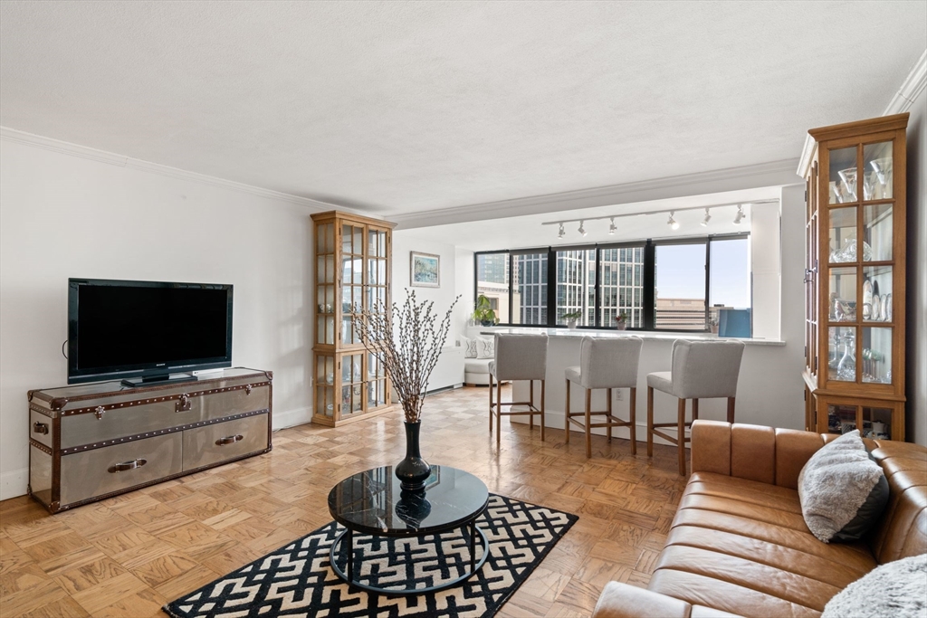 8 Whittier Place 17E