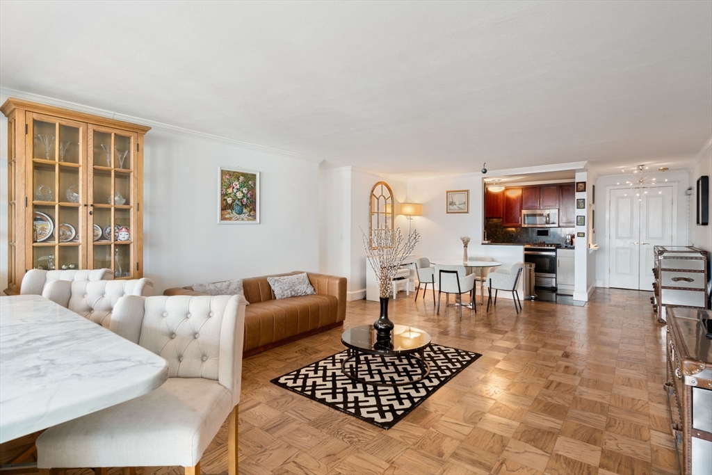 8 Whittier Place 17E