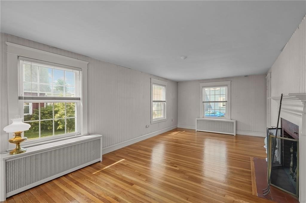 157 Schuyler Ave