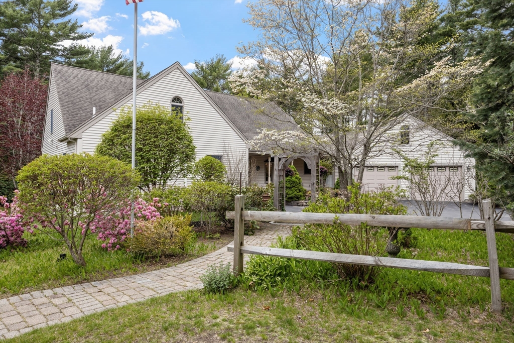 83 Micajah Pond Rd, Plymouth, MA Photo #37