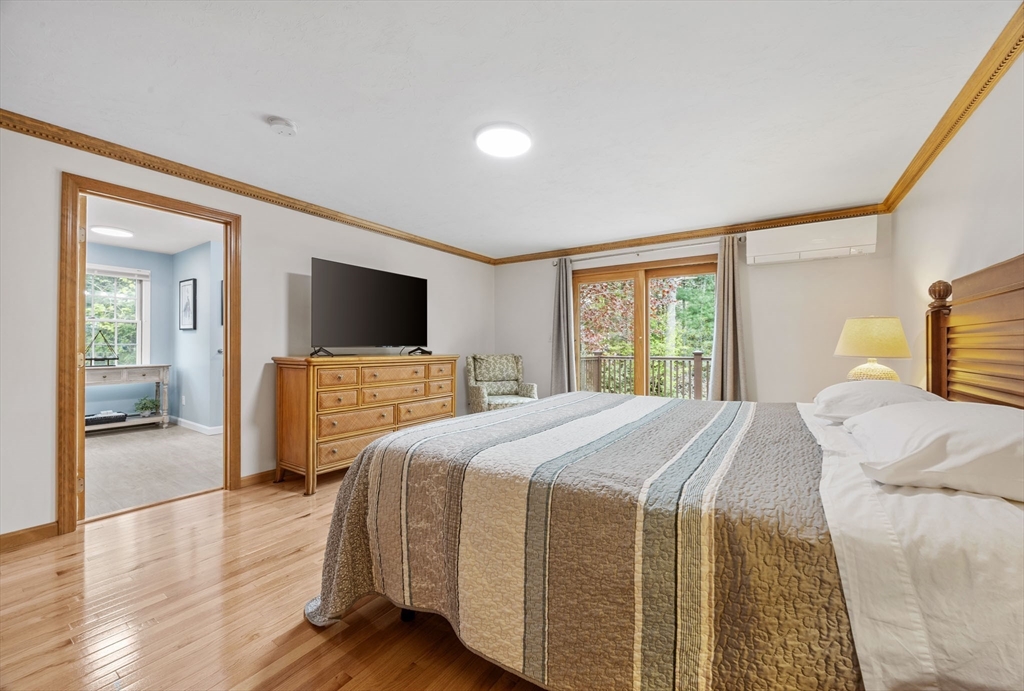 83 Micajah Pond Rd, Plymouth, MA Photo #17