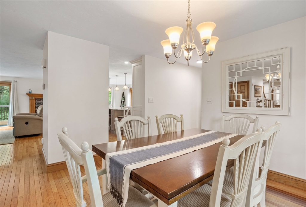 83 Micajah Pond Rd, Plymouth, MA Photo #16