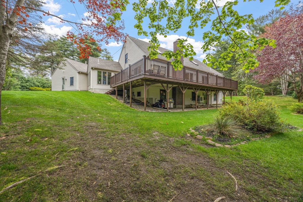 83 Micajah Pond Rd, Plymouth, MA Photo #35
