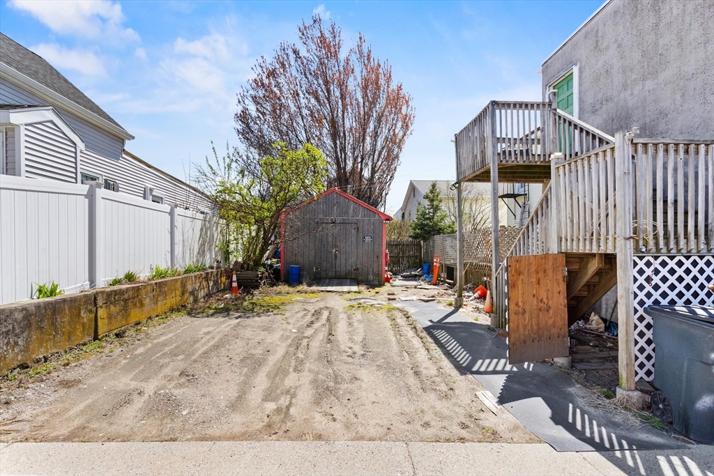 89 Moore & 57 Horace St