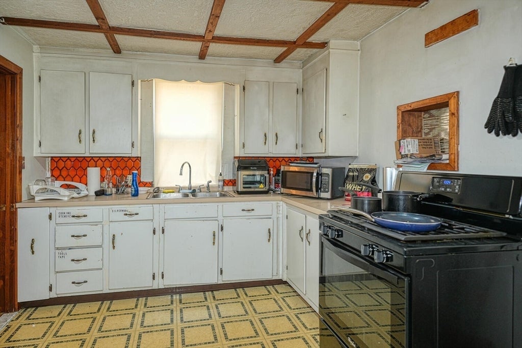 7 Prospect St, Woburn, MA, 7 Prospect St, Woburn, MA Photo #20
