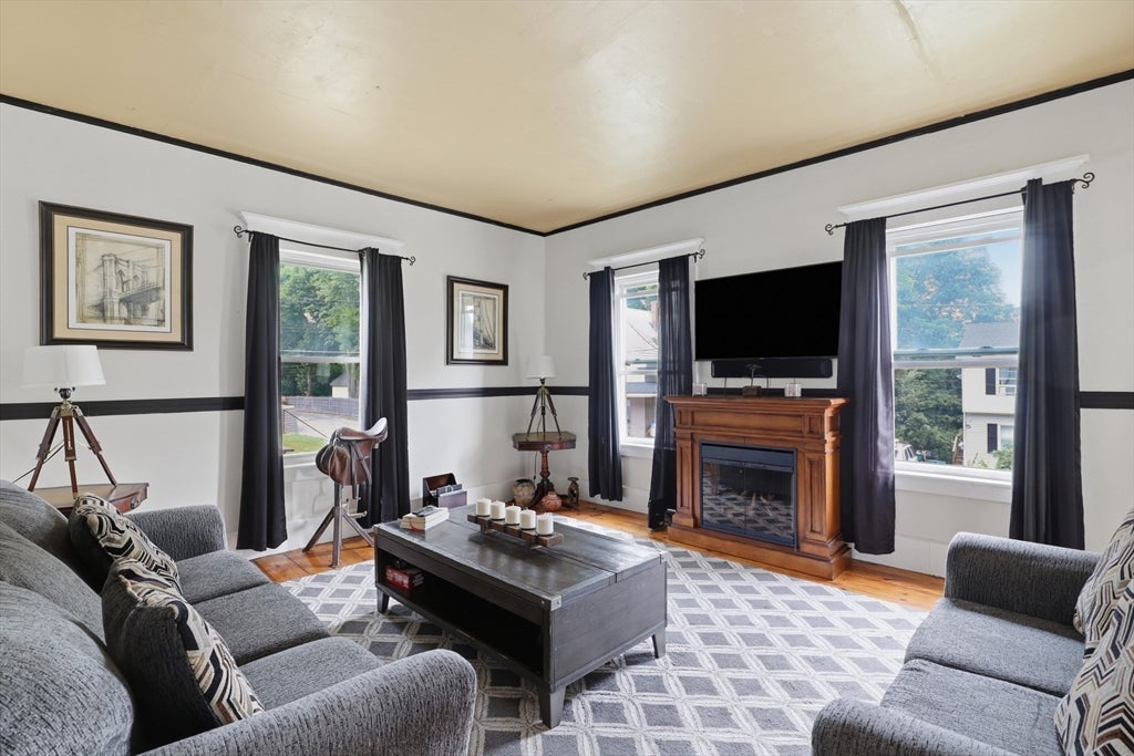 4 Harrison Avenue, Fitchburg, MA Photo #7