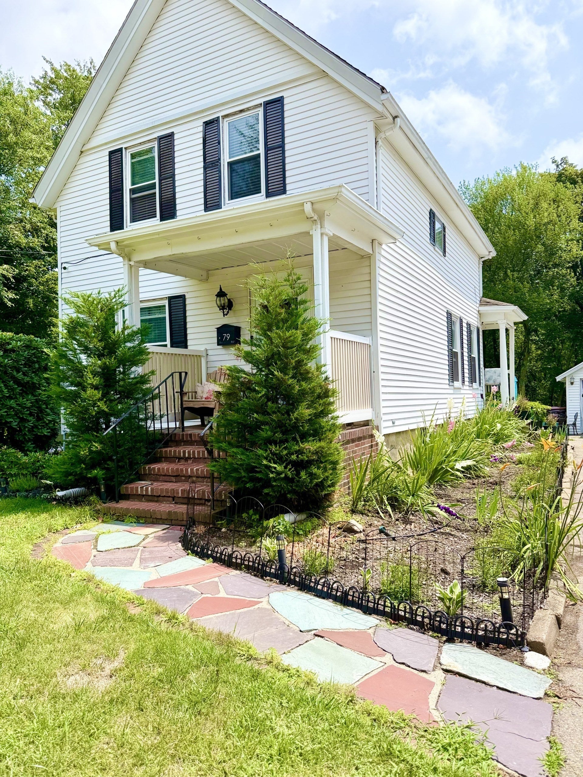 79 Edson St, Brockton MA 02302