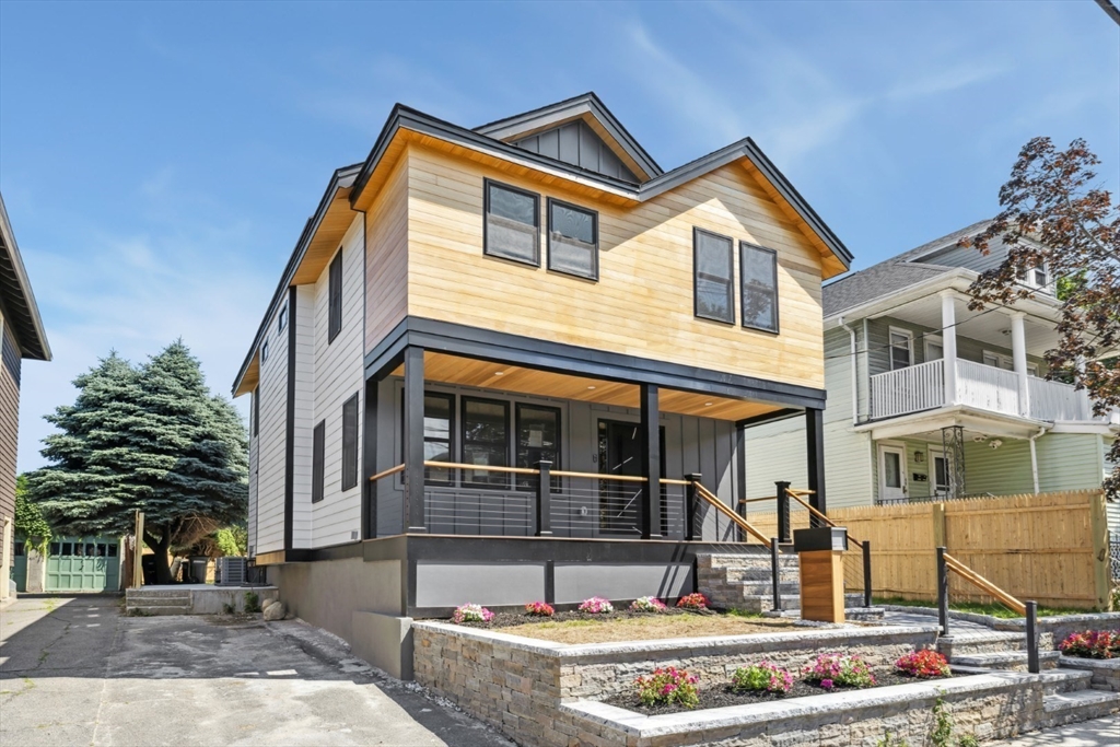 51 Edgar Ave