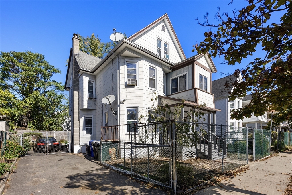 8 Wilmont St