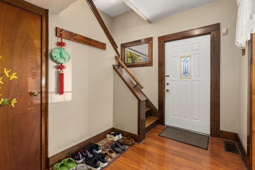 8 Wilmont St