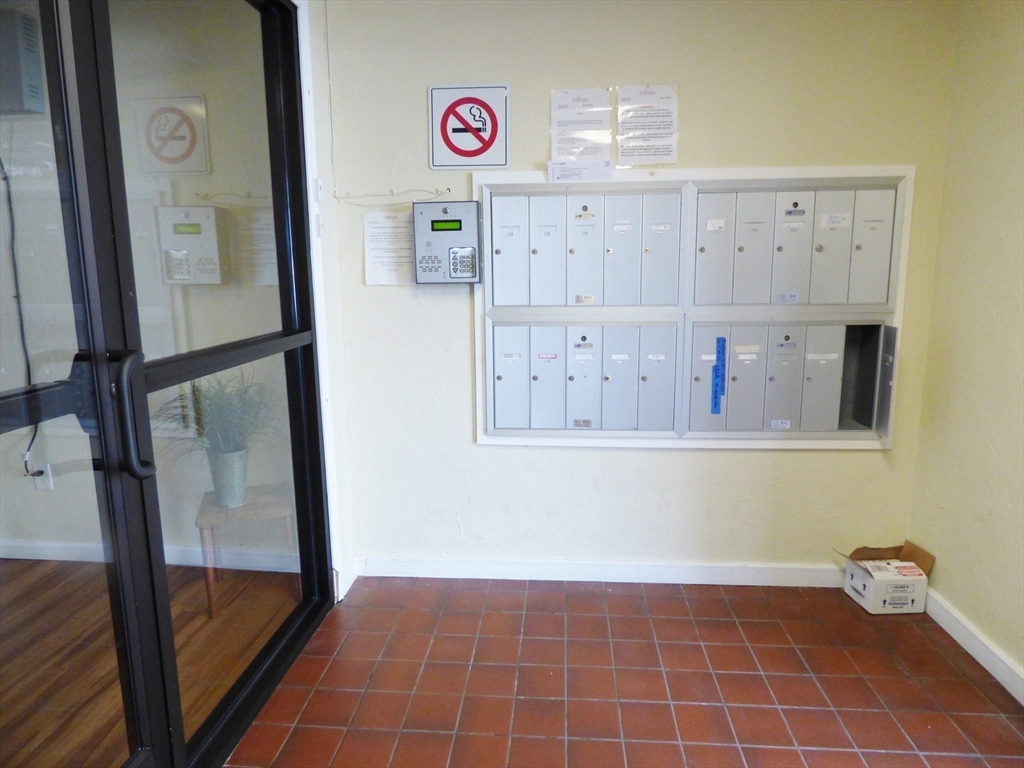15 Oak Neck Road 2 (12)