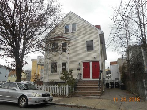 129 Glen St B Somerville MA 02145