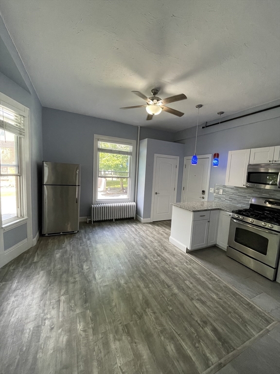 6 Windsor St 2