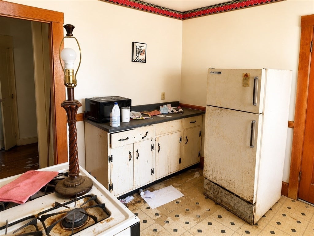84 Orchard St, Medford, MA, 84 Orchard St, Medford, MA Photo #16