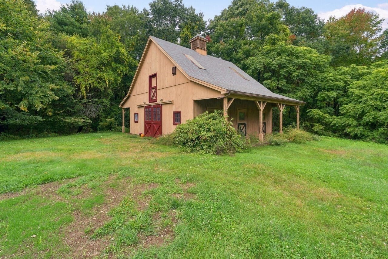 52 Moore Ln, Northborough, MA Photo #37