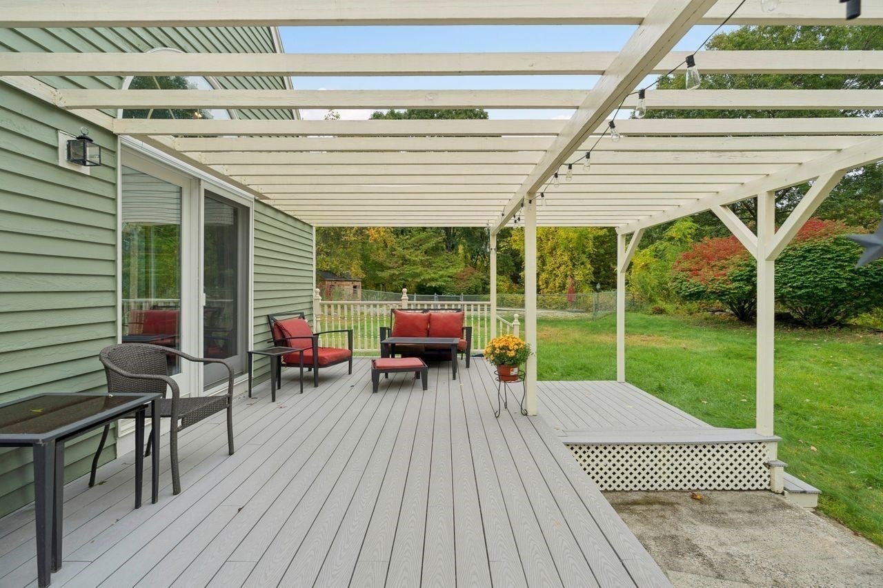 52 Moore Ln, Northborough, MA Photo #33