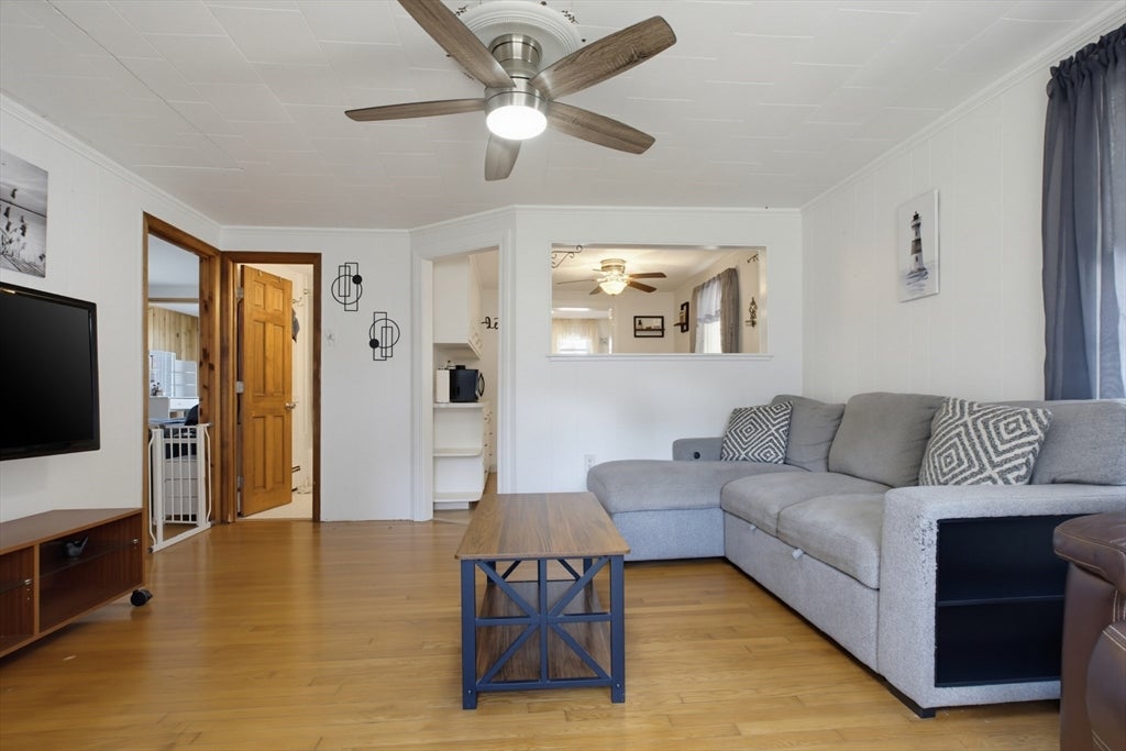 46 W Shore Rd, Holbrook, MA, 46 W Shore Rd, Holbrook, MA Photo #5