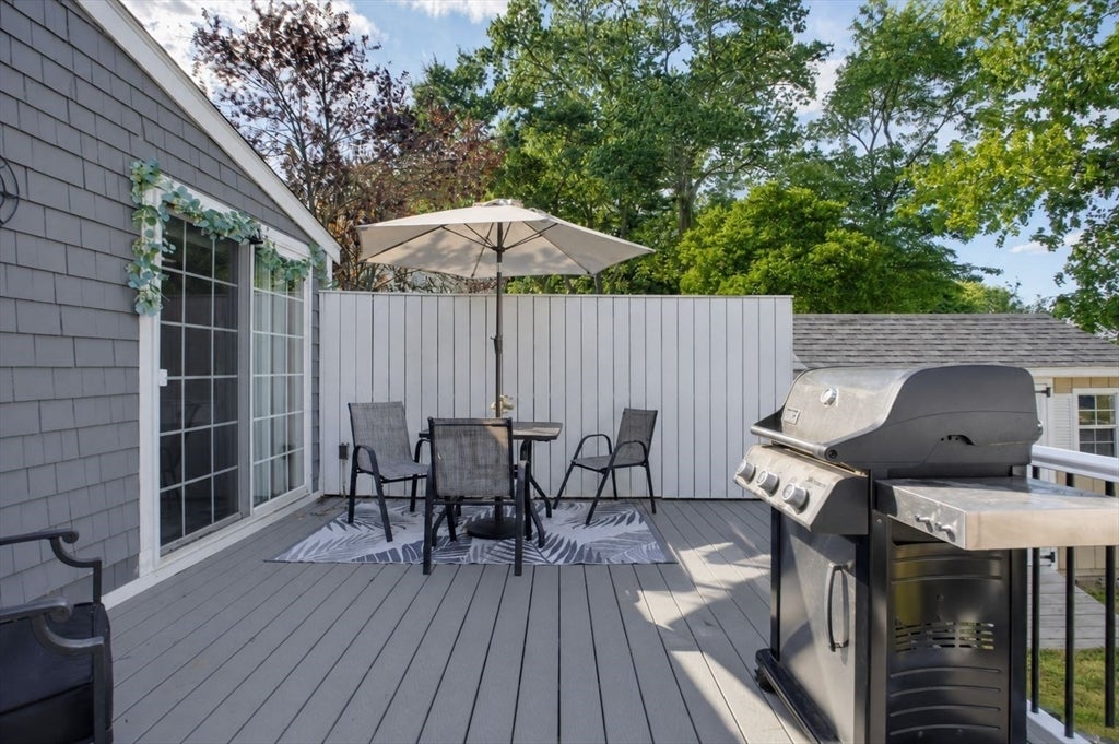 46 W Shore Rd, Holbrook, MA, 46 W Shore Rd, Holbrook, MA Photo #20