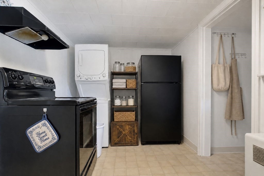 46 W Shore Rd, Holbrook, MA, 46 W Shore Rd, Holbrook, MA Photo #9