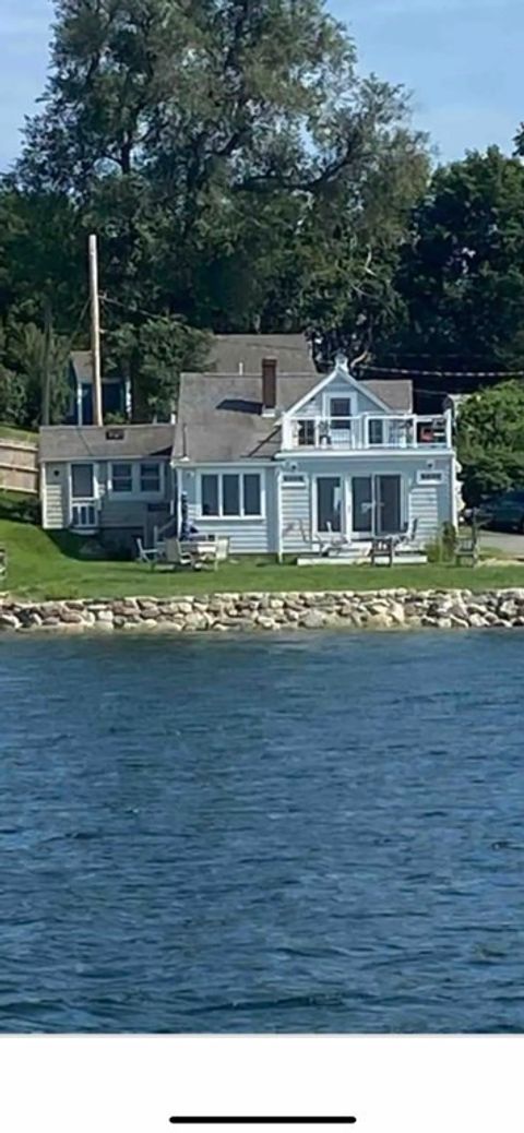 25 Eagle Hill Whole Ipswich MA 01938