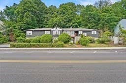 Photo of 577 Grove ST, Worcester, MA 01605 (MLS # 73548349)