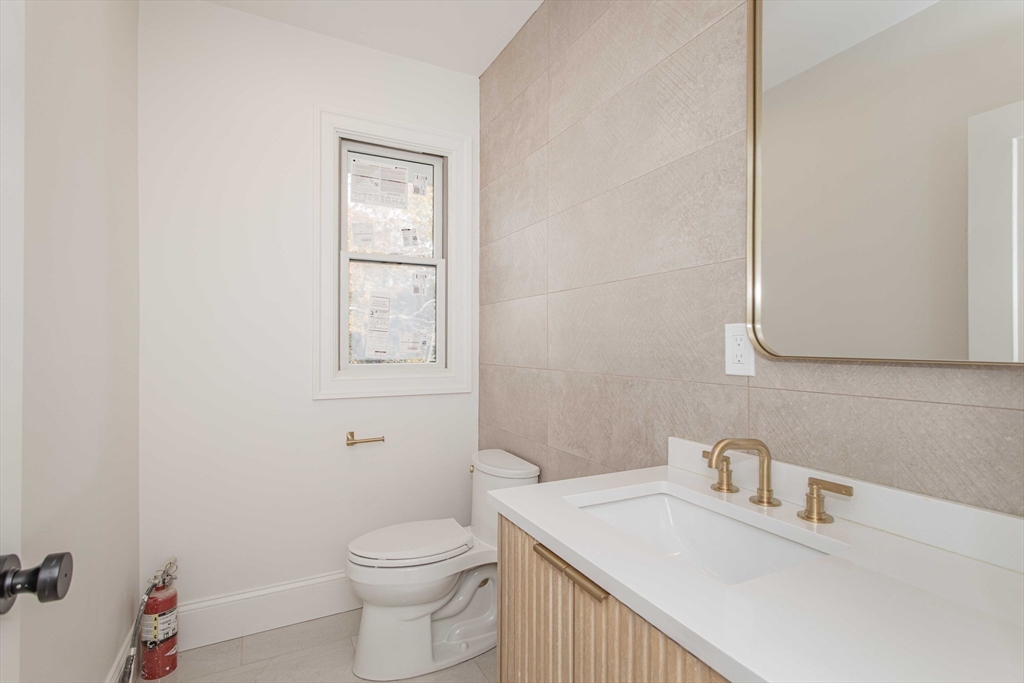 125 Mt Vernon Street #2, Newton, MA, 125 Mt Vernon Street #2, Newton, MA Photo #21