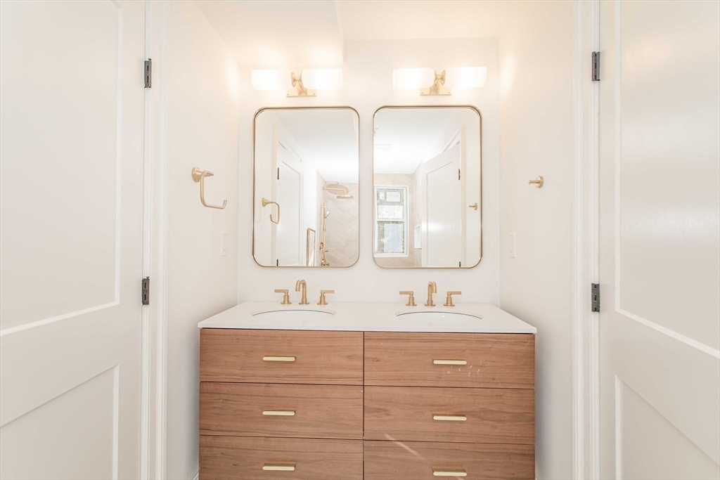 125 Mt Vernon Street #2, Newton, MA, 125 Mt Vernon Street #2, Newton, MA Photo #25
