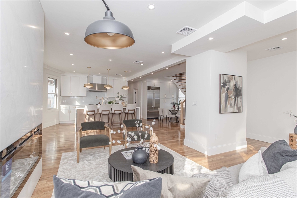 125 Mt Vernon Street #2, Newton, MA, 125 Mt Vernon Street #2, Newton, MA Photo #16