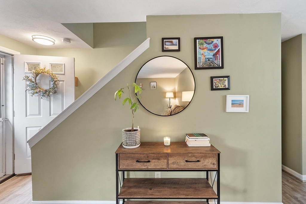 10 Nichols St 2