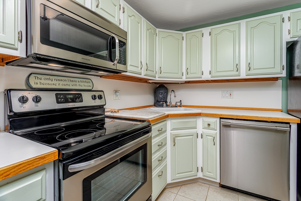 405 Ridgefield Cir C