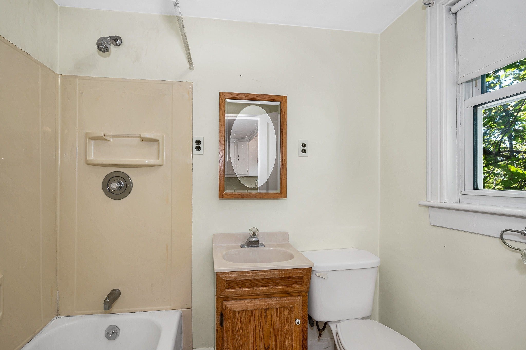 1-3 Hudson St, Methuen, MA, 1-3 Hudson St, Methuen, MA Photo #31
