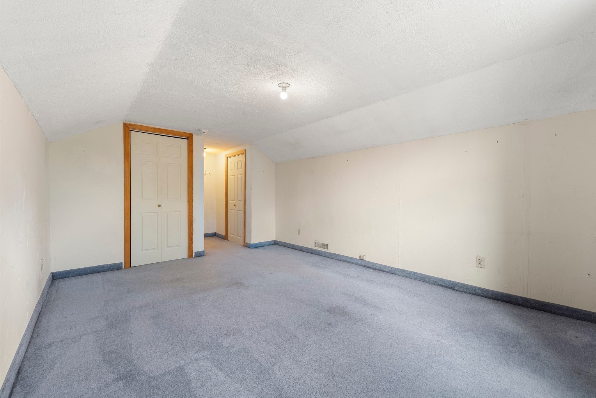 128 Orton St Ext, Worcester, MA, 128 Orton St Ext, Worcester, MA Photo #17