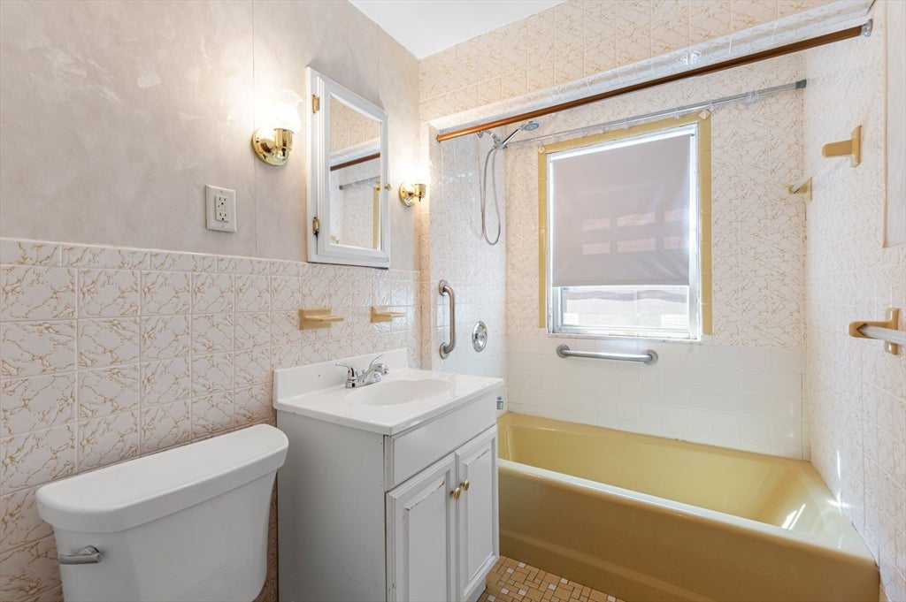 71-73 Newport Street, Arlington, MA Photo #38