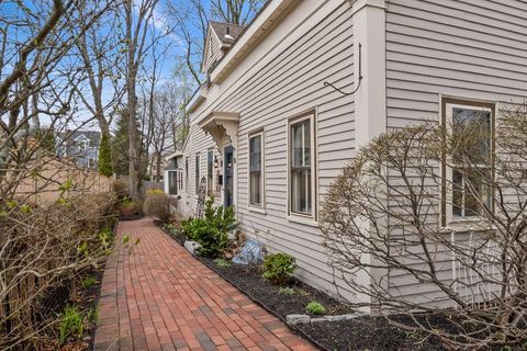 Photo of 8 California St, Newburyport, MA 01950 (MLS # 73508923)
