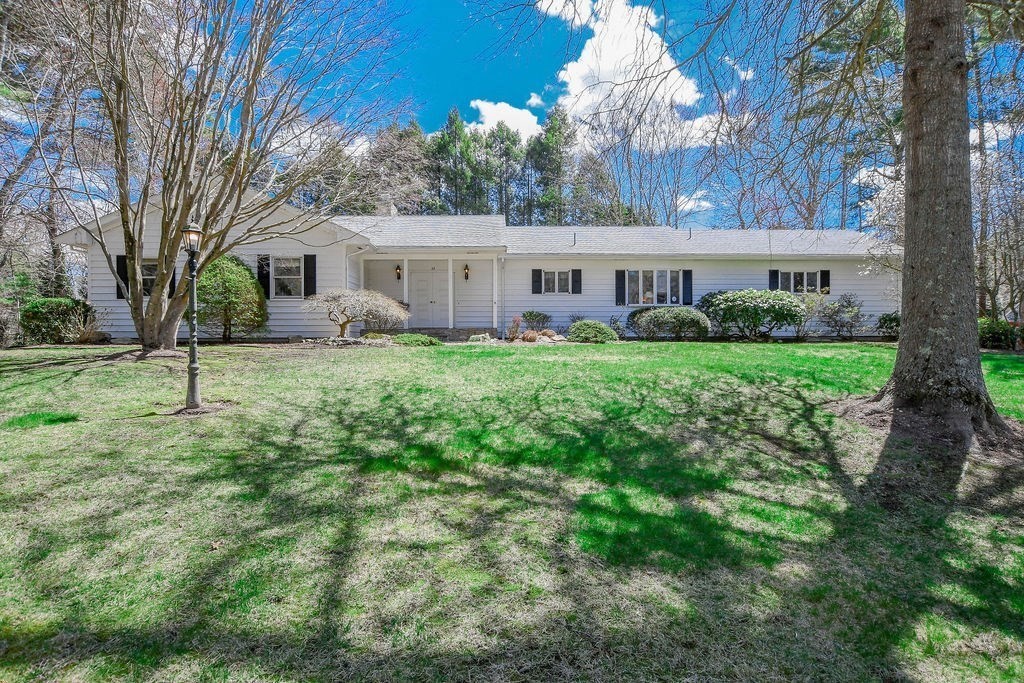 23 Holly Lane