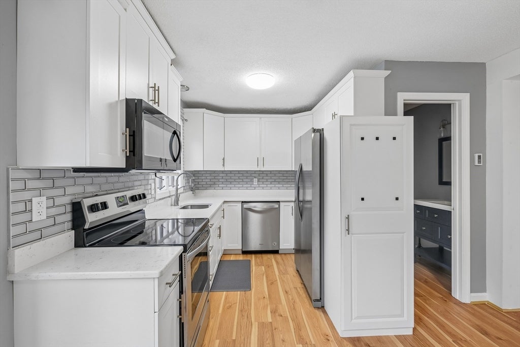 18 Ballou St #2, Putnam, CT, 18 Ballou St #2, Putnam, CT Photo #4
