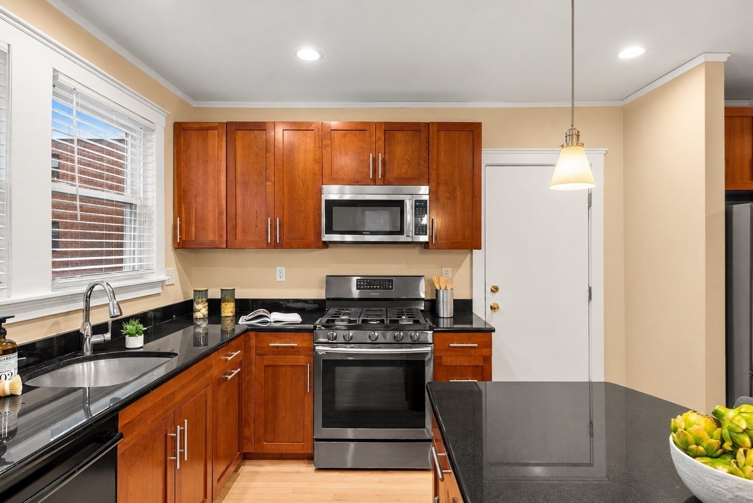 22 Centre St #3, Cambridge, MA, 22 Centre St #3, Cambridge, MA Photo #10