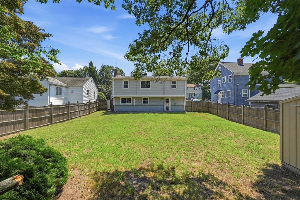 8 Bossi Ave, Randolph, MA Photo #28