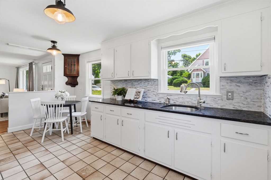 8 Bossi Ave, Randolph, MA Photo #7